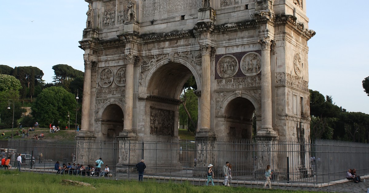 The Arch of Constantine, Rome - World History Encyclopedia