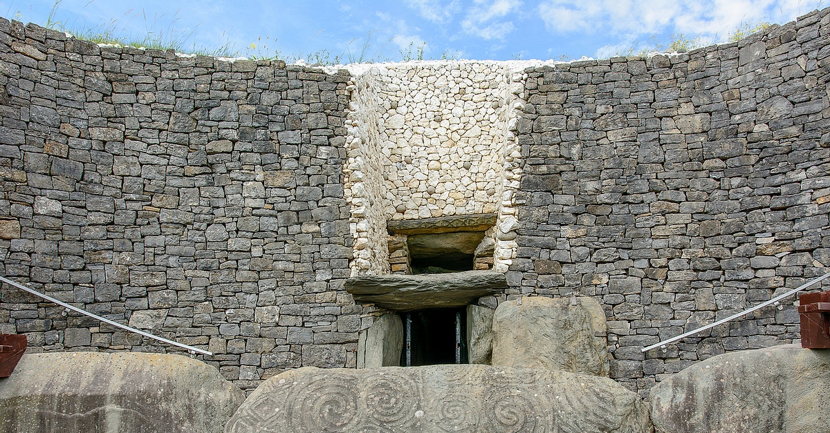 Newgrange Neolithic Monument
