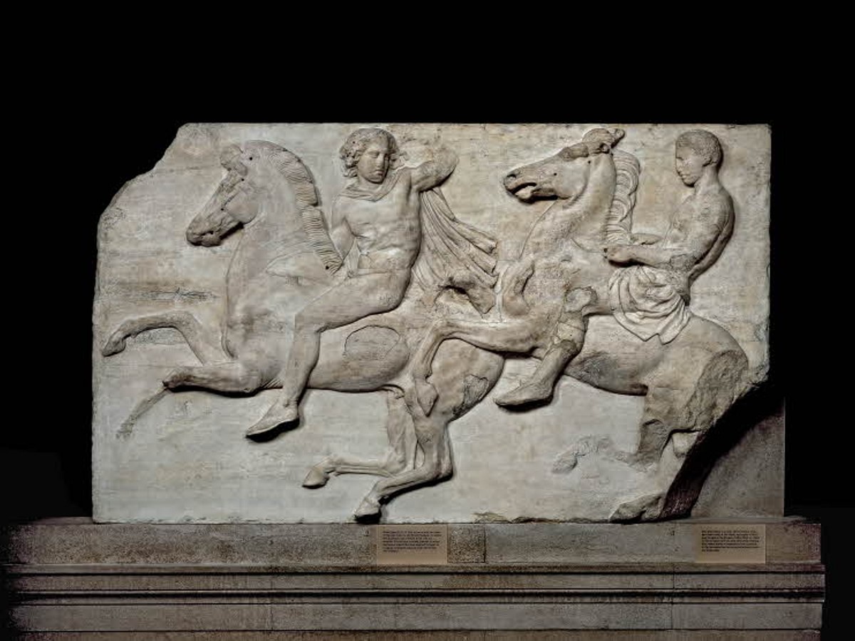 Parthenon. West frieze. Block 4 (IV) | Acropolis Museum