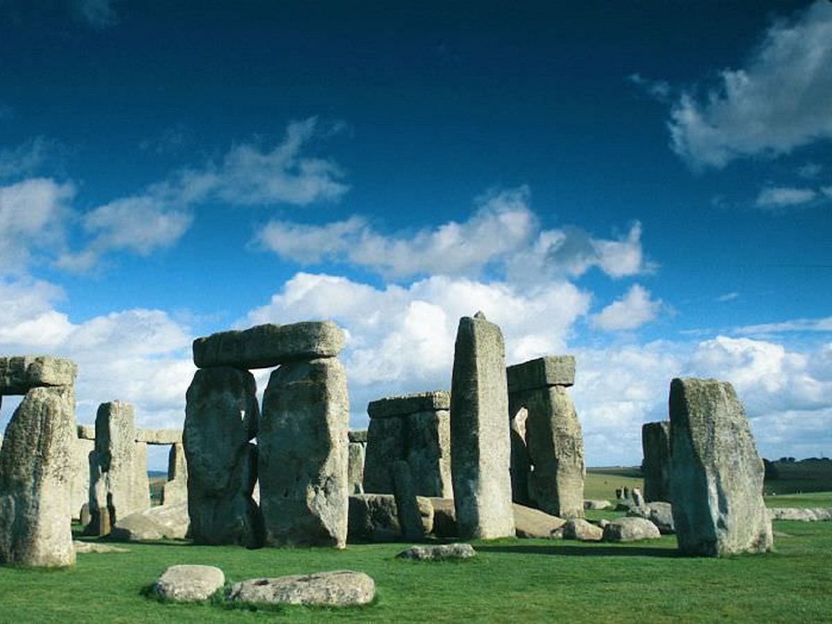 Stonehenge, History, Location, Map, Meaning, & Facts