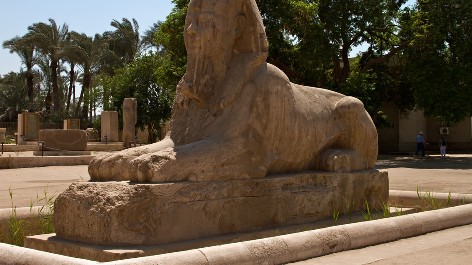 スペイン製　GENUINE ALABASTERの ヴィーナス像 Alabaster Sphinx in Memphis - World History Encyclopedia