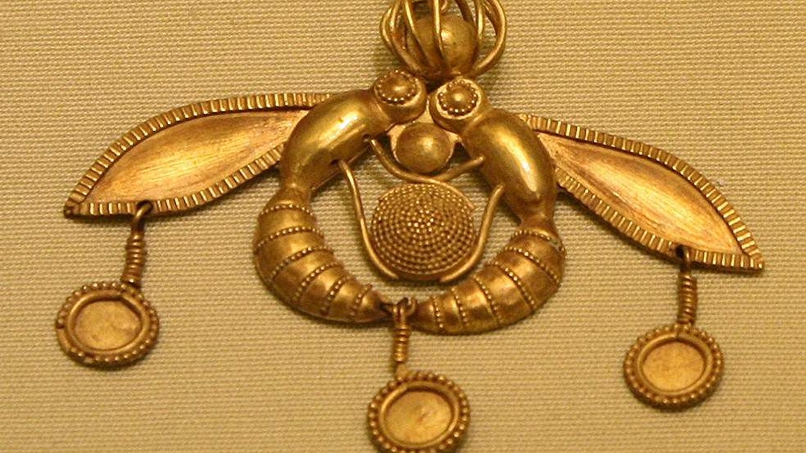 Minoan jewellery 2025