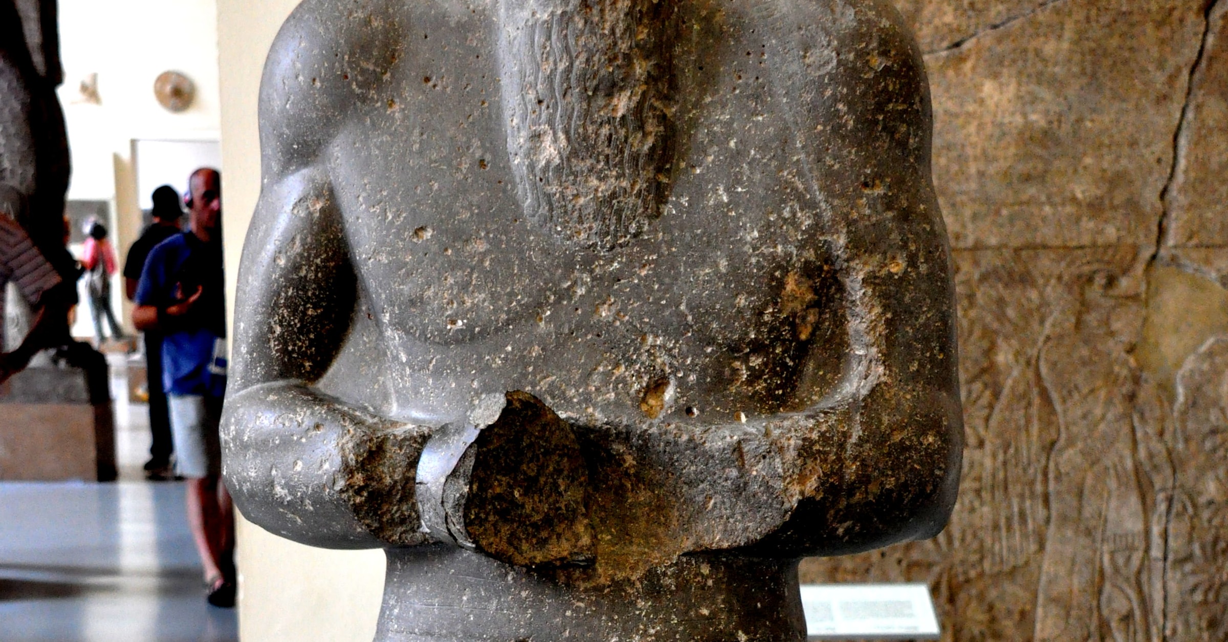 Diorite statue of an Akkadian ruler of Ashur - World History Encyclopedia
