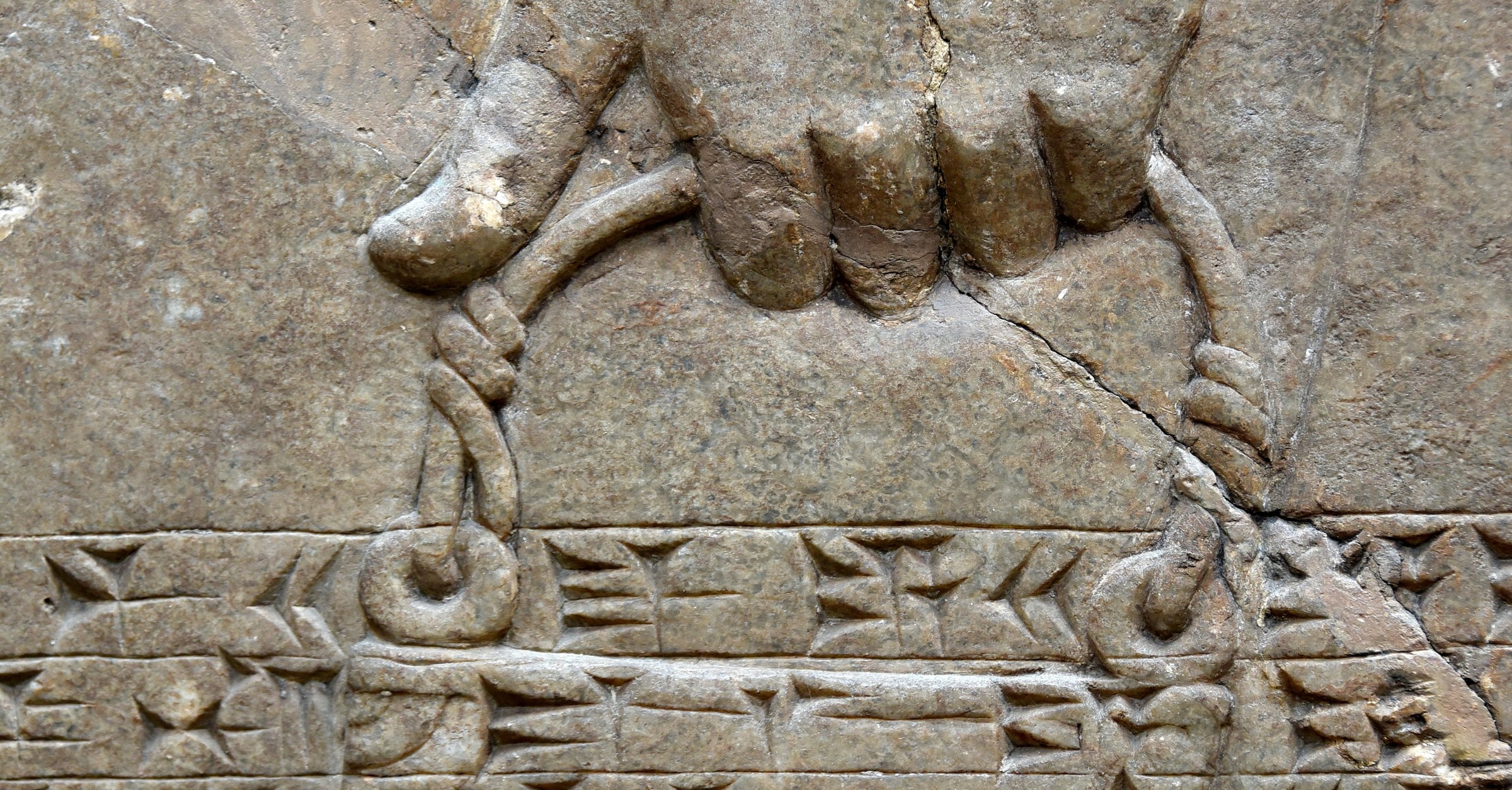Bucket Held by an Apkallu [2] - World History Encyclopedia