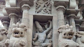 Shiva & Parvathi, Kailasanatha Temple
