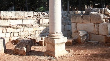 Roman Column, Anjar