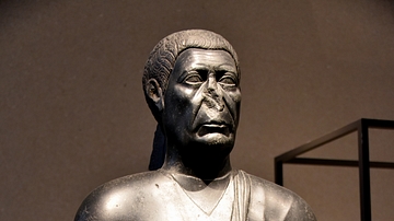 Statue of Hor-sa-Tutu