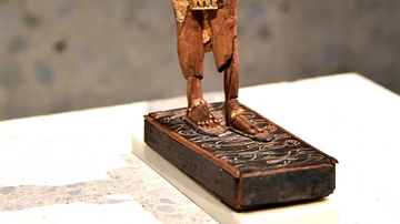 Statue of Akhenaten or Tutankhamun