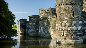 Circuit Wall & Moat, Beaumaris Castle