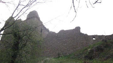 Ruins of Urquhart Castle from Shore of Loch Ness