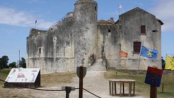 Saint Jean-d'Angle Castle
