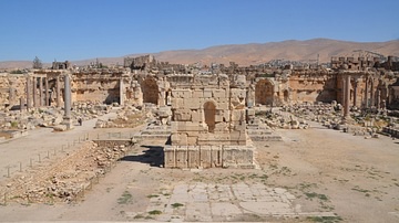 Baalbek, Great Courtyard