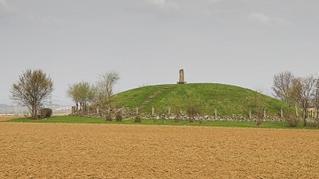 Reconstruction of the Celtic Hochdorf Burial Mound
