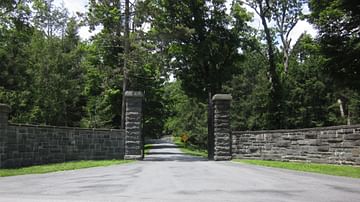 Gates of Mills Mansion, 