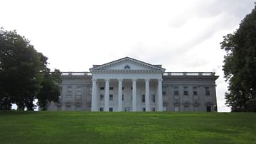 Mills Mansion viewed from the front, Staatsburg, NY, USA