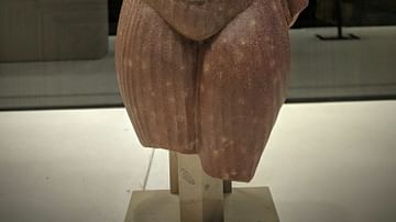 Torso of Nefertiti