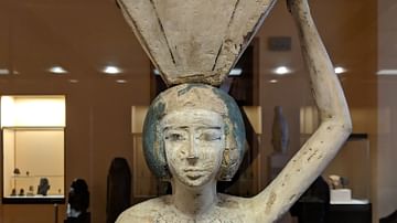 Egyptian Woman Bearing Offerings