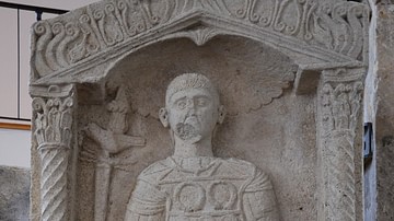 Standard-bearer of Legio XIV Gemina