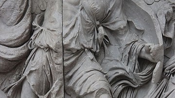 Uranus on the Southern Frieze of the Gigantomachy