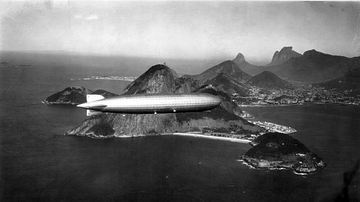 Graf Zeppelin over Rio