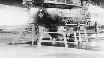 WWI Zeppelin Gondola