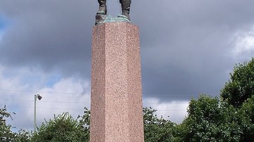 Ben Milam Statue