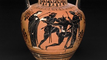 Neck Amphora with Theseus Slaying the Minotaur