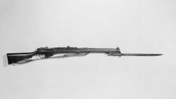 Lee-Enfield Rifle with Bayonet