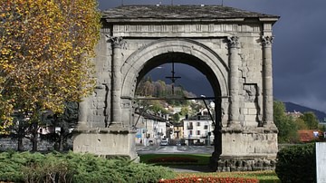 Arch of Augustus, Aosta