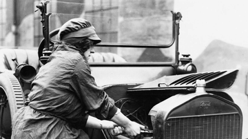 Woman Mechanic, WRAF