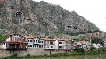 Royal Tombs of Pontic Rulers in Amasia