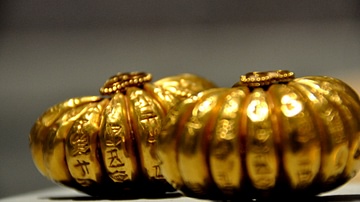 Golden Earrings From King Shulgi