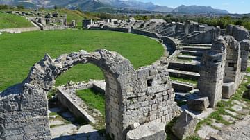 Amphitheatre, Salona