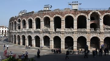 Amphitheatre Exterior, Verona