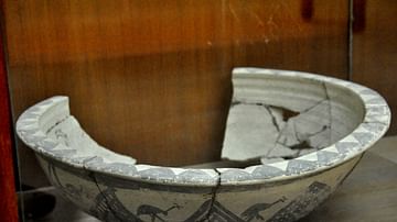 Pottery Dish from Uruk Period