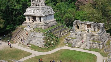 Los primeros exploradores de la civilización maya: de Aguilar a Waldek