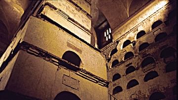 Columbarium 1 at Vigna Codini: Loculi & Central Pillar