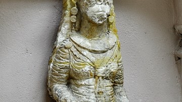 Statue of a Sitting Woman from Hatra