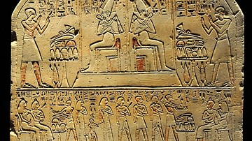 رجال الدين والكهنة والكاهنات في مصر القديمة