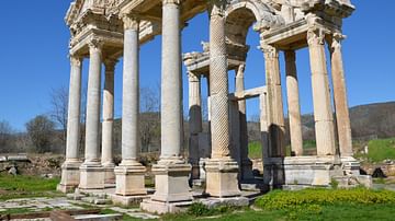 The Tetrapylon of Aphrodisias