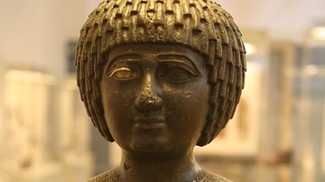 Egyptian Priestess Takushit