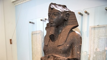 Statue of Tutankhamun