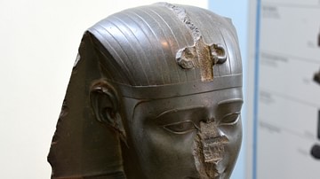Head of King Nectanebo I or II