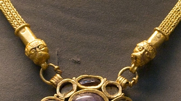 Body Chain Detail, Hoxne Hoard