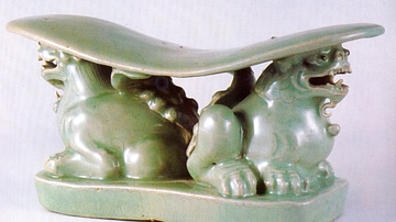 Celadon lion Pillow, Goryeo Dynasty