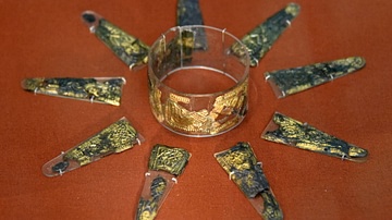 Fragments of a Maple Wood Vessel from Sutton Hoo