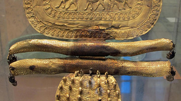 Etruscan Gold Fibula, Cerveteri