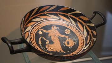Maenad, Red-Figure Cup