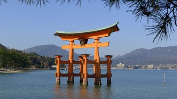 Torri, Itsukushima Shrine