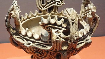 Jomon 'fire-flame' Vessel